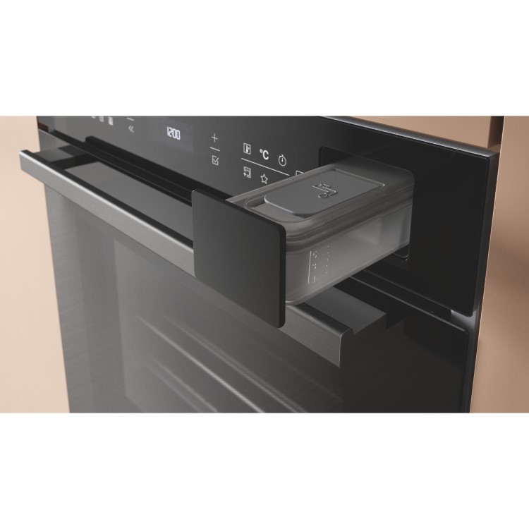 Hotpoint Class 6 Electric Fan Assisted Single Oven with Air Fry and ActiveSteam Cooking - Black