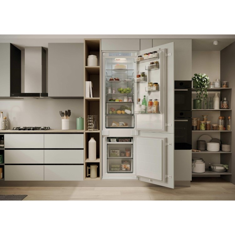 Hoover H-Fridge 400 284 Litre 70/30 Integrated Fridge Freezer