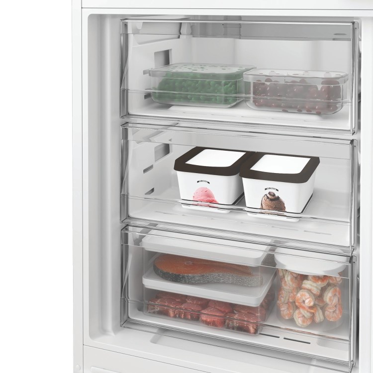 Hotpoint 270 Litre 70/30 Integrated Fridge Freezer