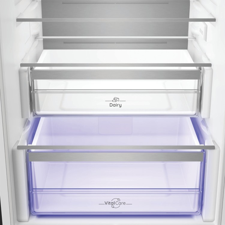 Hotpoint 270 Litre 70/30 Integrated Fridge Freezer