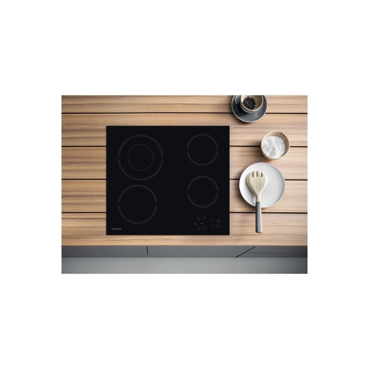 Hotpoint 58cm 4 Zone Ceramic Hob