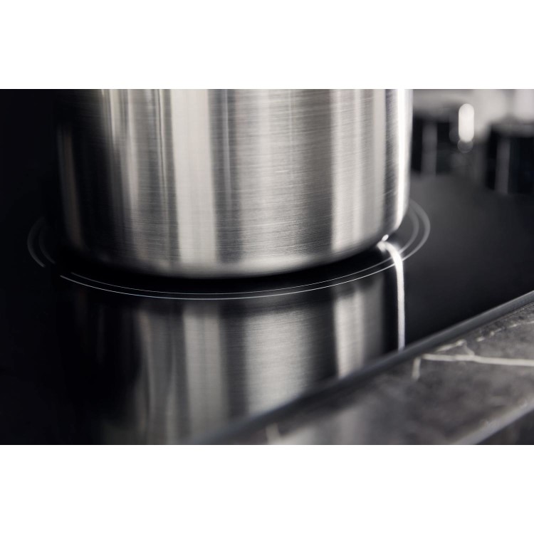 Hotpoint 58cm 4 Zone Ceramic Hob With Knob Controls