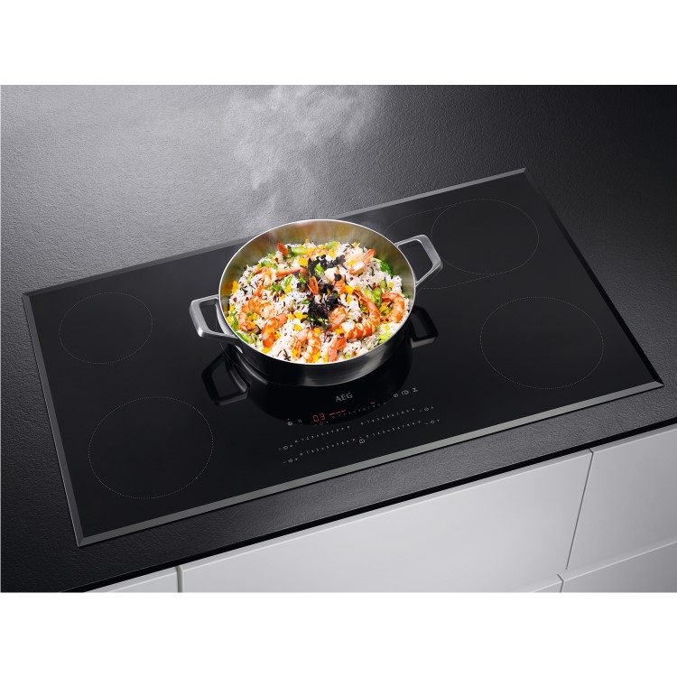 Refurbished AEG 3000 Series HRE95770FB 90cm 5 Zone Ceramic Hob