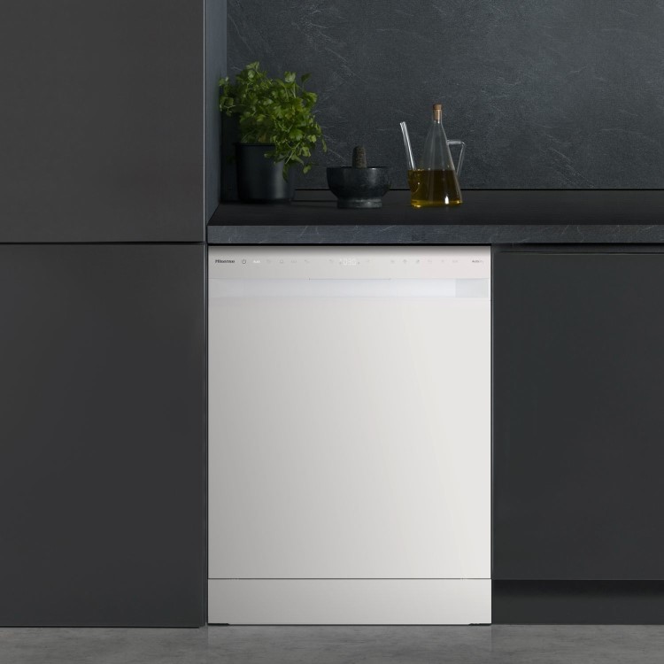 Hisense Hi6 Freestanding Dishwasher - WiFi-enabled A-Rated White