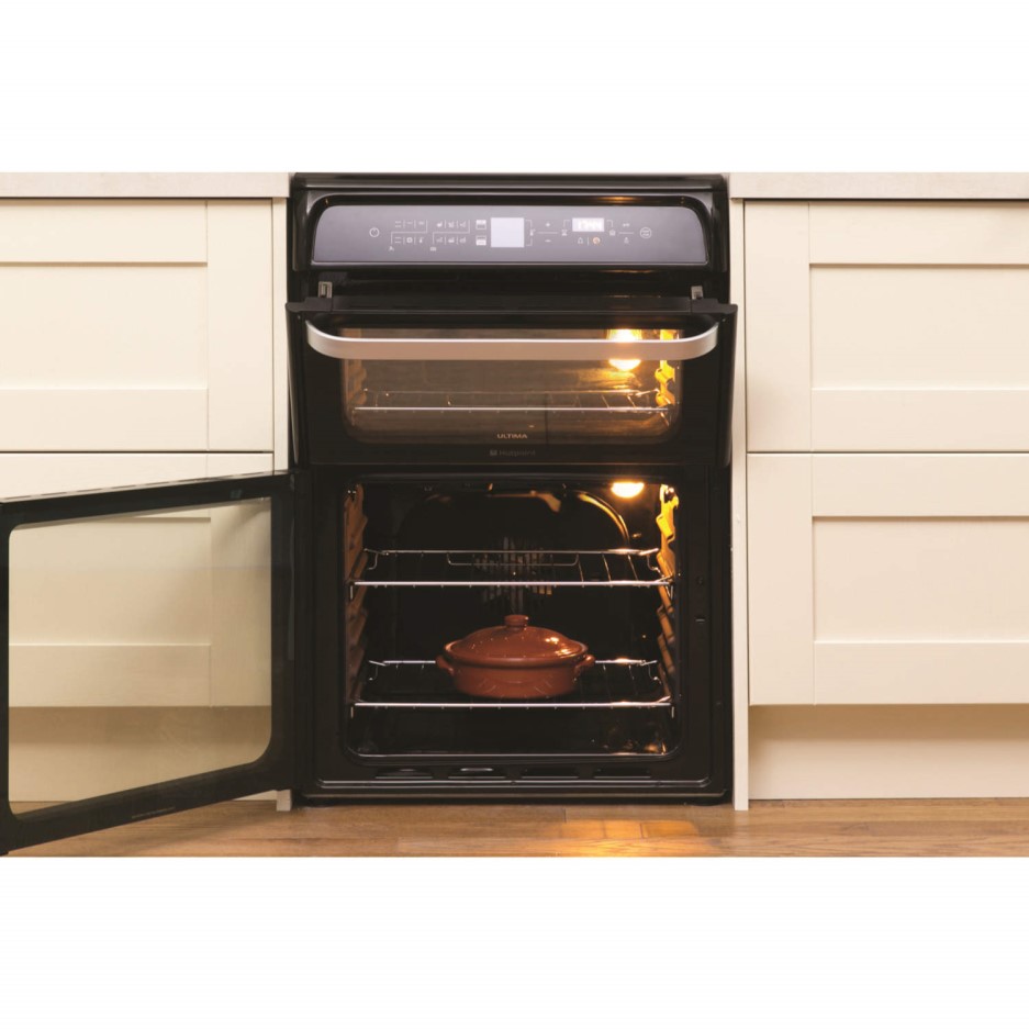 Hotpoint HUI612K Ultima 60cm Electric Cooker With Induction Hob Black