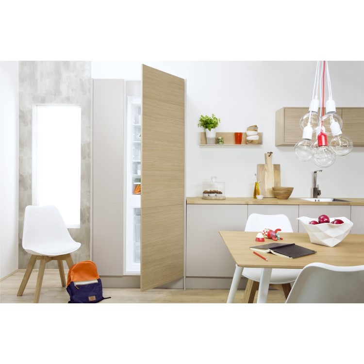 GRADE A3 - Indesit IB5050A1D 50-50 Sliding Rail Integrated Fridge Freezer - White