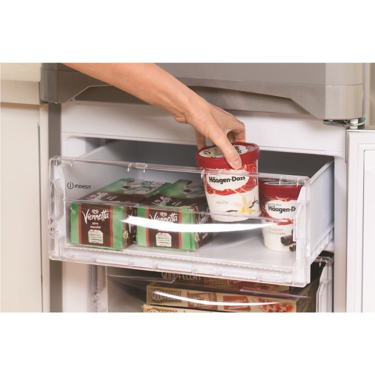 Indesit 235 Litre 50/50 Freestanding Fridge Freezer - Silver