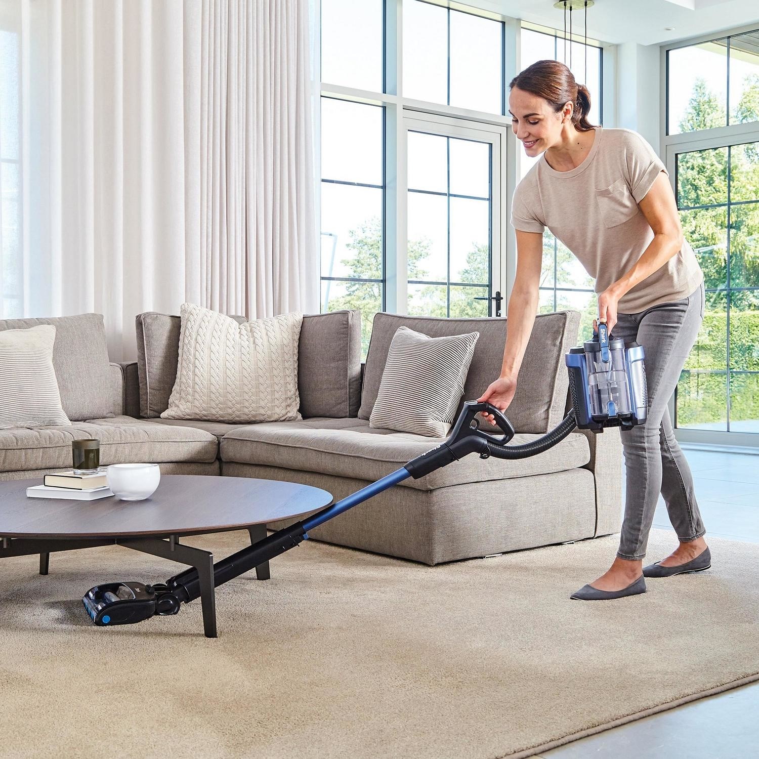 Shark ICZ300UKT Anti Hair Wrap DuoClean Lift-Away PowerFins TruePet Cordless Upright Vacuum Cleaner - Blue Shark ICZ300UKT Anti Hair Wrap DuoClean Lift-Away PowerFins TruePet Cordless Upright Vacuum Cleaner - Blue