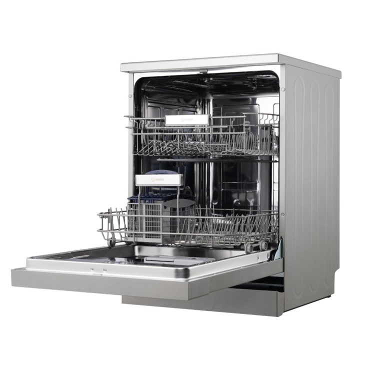 Indesit Push&Go Freestanding Dishwasher - Silver