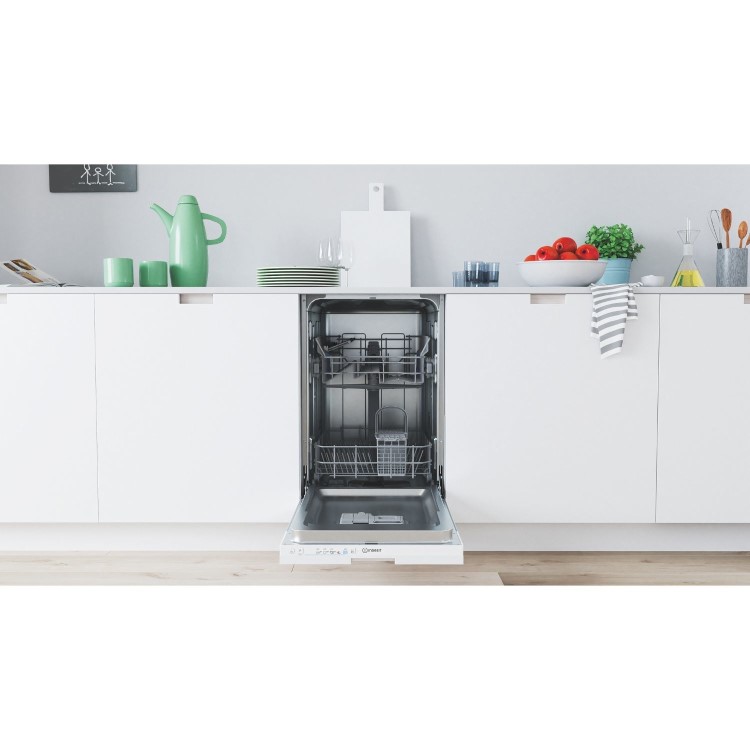 Indesit Push&Go Integrated Slimline Dishwasher - White Control Panel