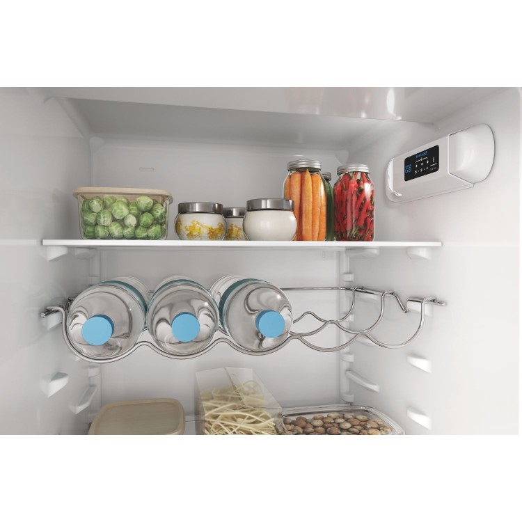 Indesit 273 Litre 70/30 Integrated Fridge Freezer