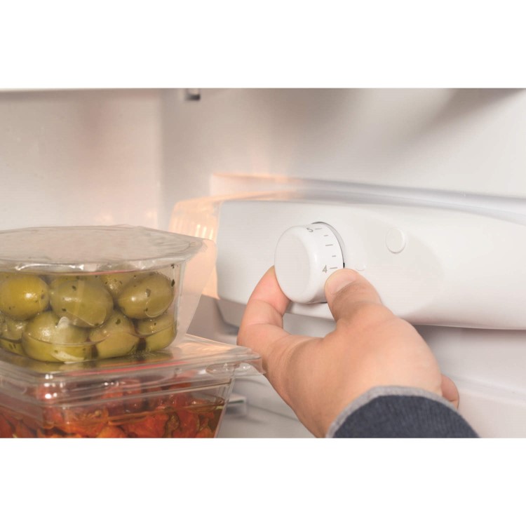 Indesit INS1612 In-column Integrated Fridge