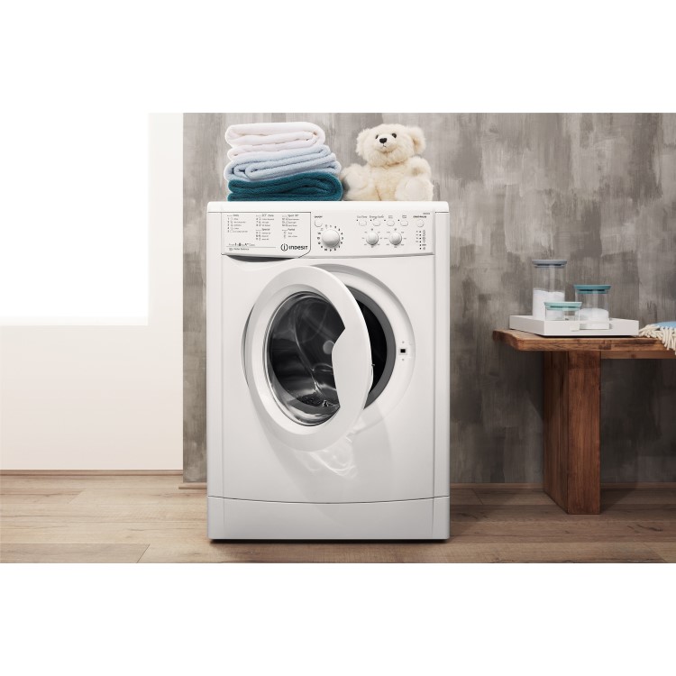 GRADE A1 - Indesit IWC81252ECO 8kg 1200rpm Freestanding Washing Machine - White