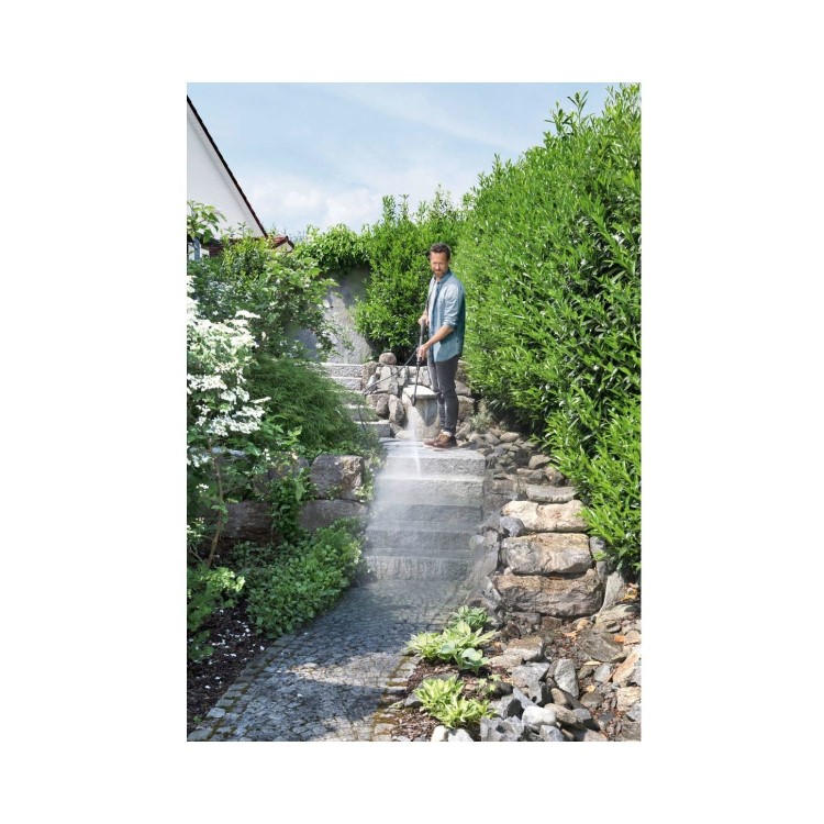 Karcher K3 Compact Home Pressure Washer
