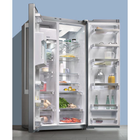 GRADE A2 - Light cosmetic damage - SIEMENS KA62DP92GB iQ700 Side By Side Fridge Freezer with Ice and Water Dispenser in Stainless Steel