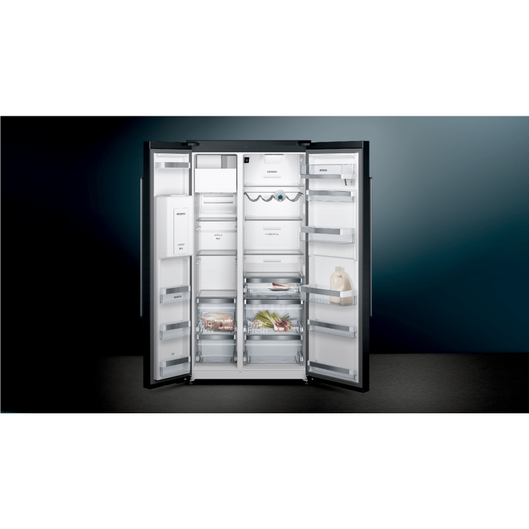 Siemens KA92DHXFP iQ700 American Side-by-side Fridge Freezer With Ice & Water Dispenser & Internal Cameras - Antifingerprint Black Steel
