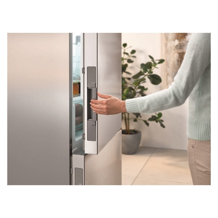 Miele 349 Litre 50/50 Freestanding Fridge Freezer - Stainless steel