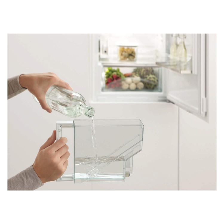 Miele KFN37452iDE 56cm Wide Frost Free 70-30 Integrated Upright Fridge Freezer - White