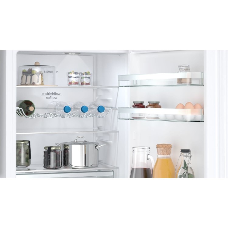 Siemens iQ300 321 Litre 60/40 Freestanding Fridge Freezer - White