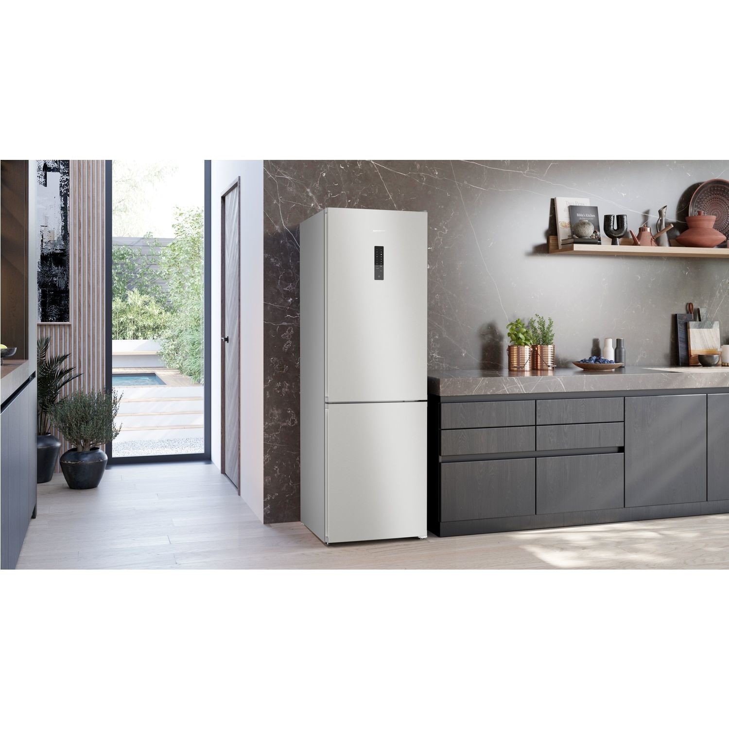 Siemens iQ300 321 Litre Freestanding Fridge Freezer EasyClean