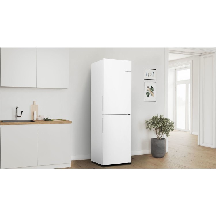 Bosch Series 2 255 Litre 50/50 Freestanding Fridge Freezer - White