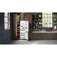 Refurbished Neff N30 KI7861SE0G Integrated 260 Litre 60/40 Fridge Freezer