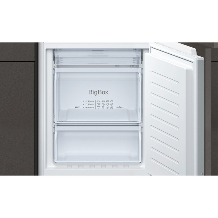 Refurbished Neff KI7862FF0G Integrated 255 Litre 60/40 Frost Free Fridge Freezer