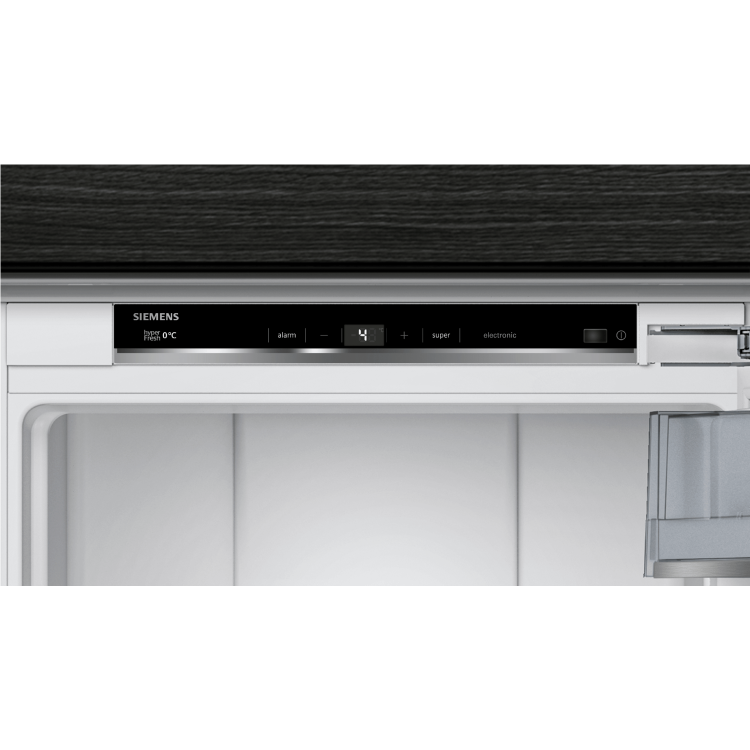 Siemens KI81FPF30G iQ700 177cm Tall 289L In-column Integrated Larder Fridge With Triple hyperFresh Drawers