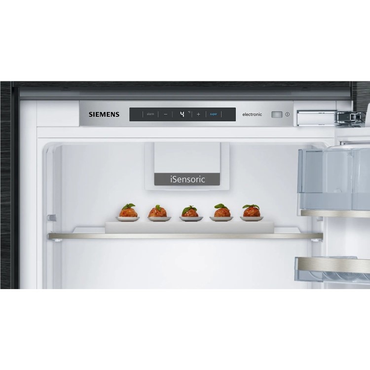 Siemens 319 Litre Integrated Fridge - White