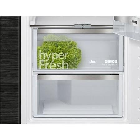 Siemens iQ500 286 Litre In-column Integrated Fridge