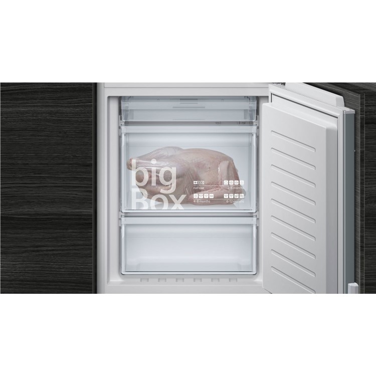 Refurbished Siemens iQ300 KI86NVFF0G Integrated 254 Litre 60/40 Fridge Freezer With varioZone