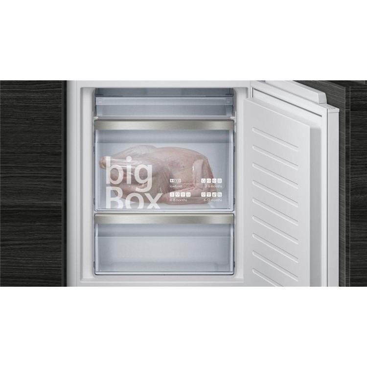 Siemens KI86SAF30G 56cm Wide 60-40 Integrated Upright Fridge Freezer - White