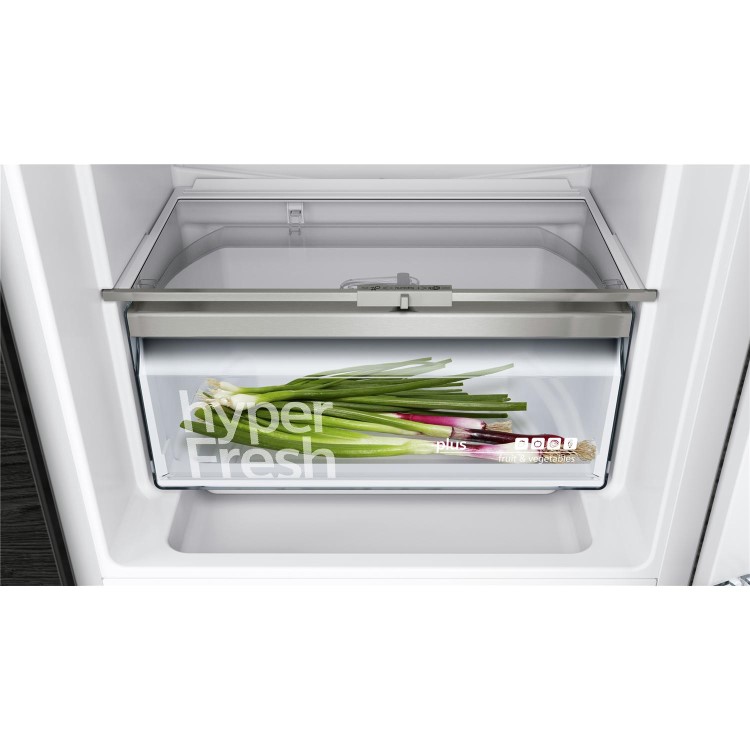 Siemens KI86SAF30G 56cm Wide 60-40 Integrated Upright Fridge Freezer - White