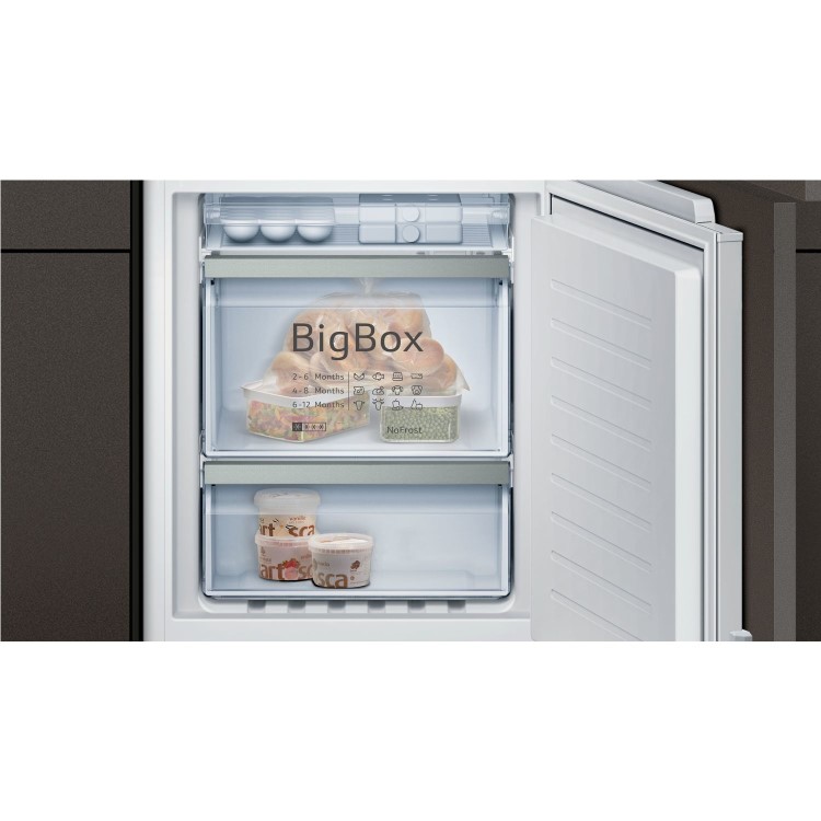 Neff N90 220 Litre 70/30 Integrated Fridge Freezer With FreshSafes