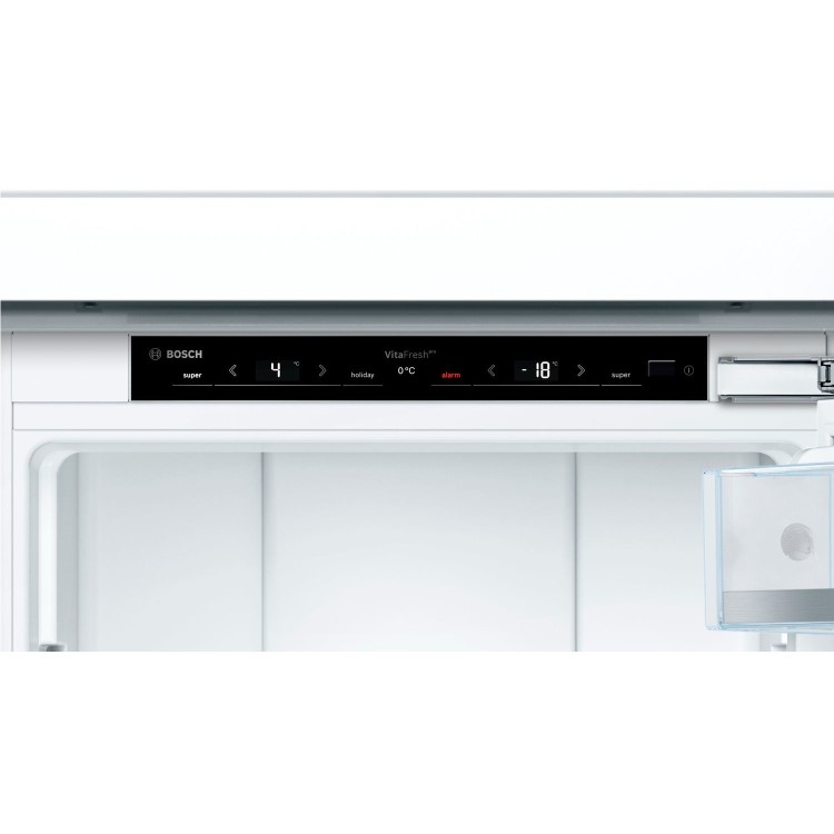 Bosch Series 8 223 Litres 60/40 Integrated Fridge Freezer With BigBox Drawer