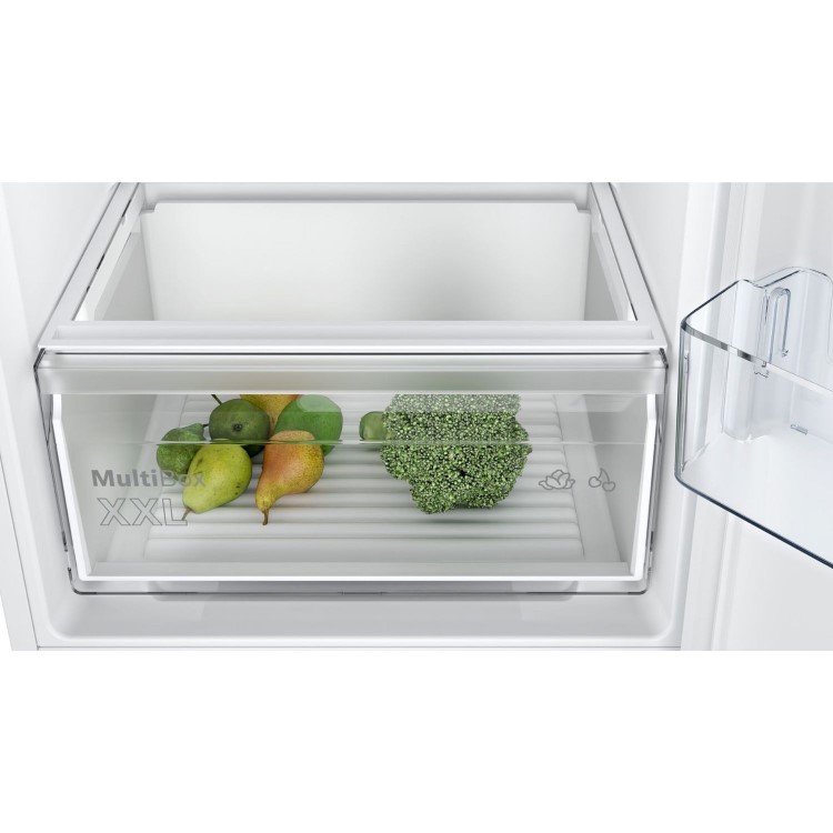 Refurbished Bosch Series 2 KIN85NSE0G Integrated 249 Litre 50/50 Frost Free Fridge Freezer White