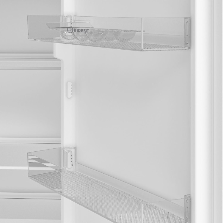 Indesit 262 Litre 70/30 Integrated Fridge Freezer