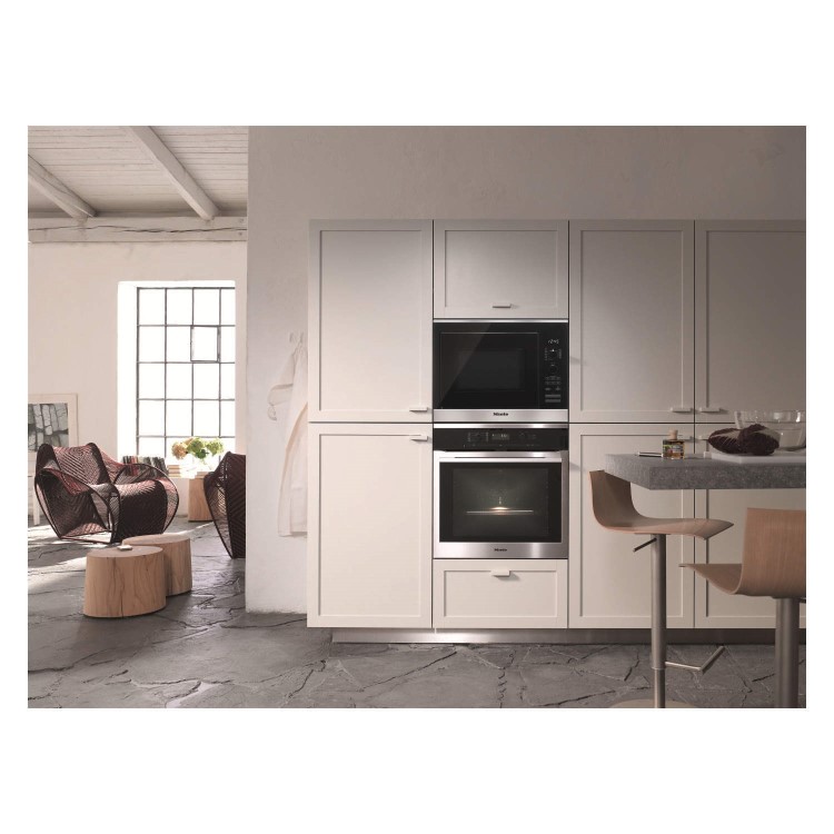 GRADE A2 - Light cosmetic damage - Miele H6160BPclst H 6160 BP EasyControl 8 Function Electric Built-in Single Oven With MoisturePlus And Pyrolytic Cleaning - CleanSteel