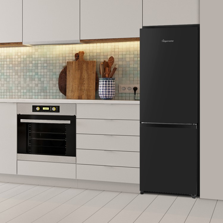 Fridgemaster 175 Litre Freestanding Fridge Freezer - Black