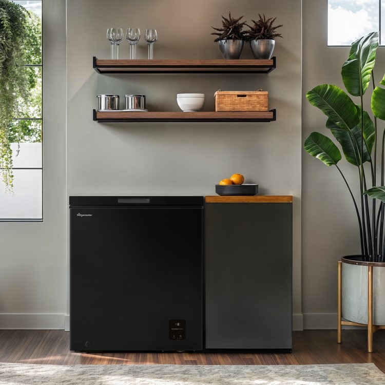 Refurbished Fridgemaster 142 Litre Chest Freezer - Black