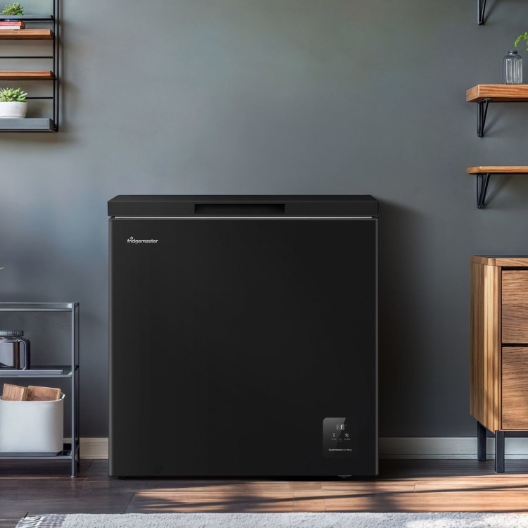 Fridgemaster 198 Litre Chest Freezer - Black