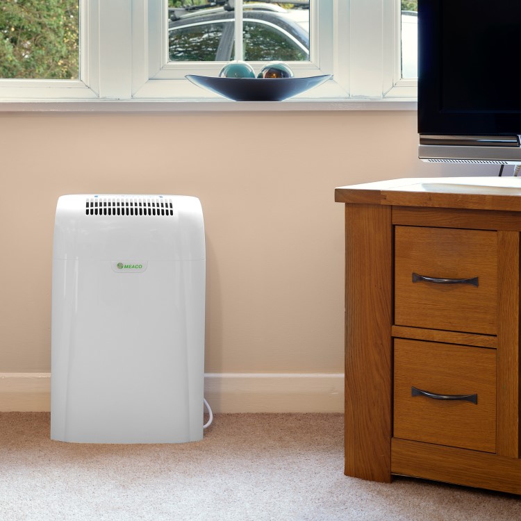 Meaco 10L /day Compressor Dehumidifier 3 years warranty Humidistat Auto Restart on Power off  Electronic Controls Continuous drain 8.75kg. Not for apps under10 Celsius. 3  yrs warranty