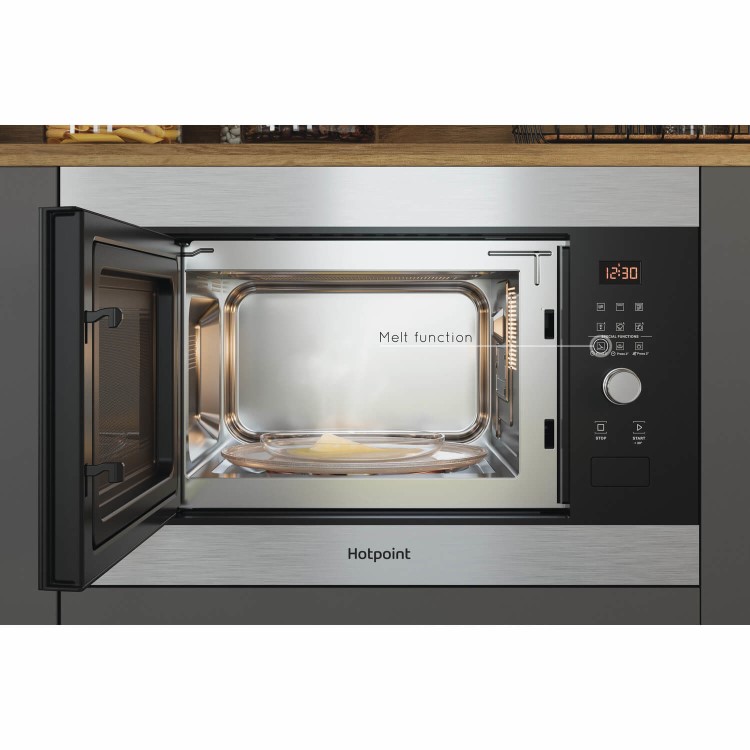 Refurbished Hotpoint MF25GIXH Built In 25L with Grill 900W Microwave Stainless Steel