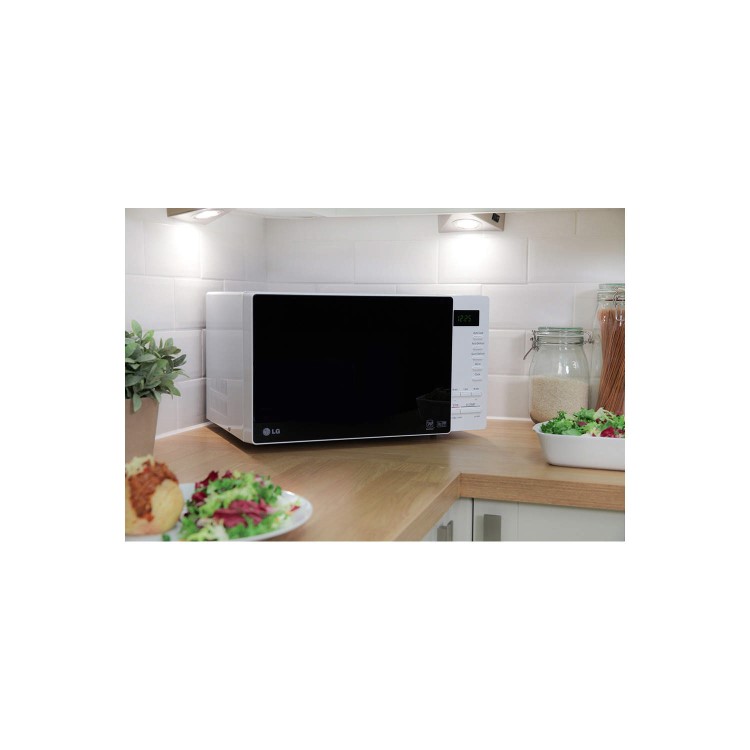 LG MS2354JAS 23 Litre 800 Watt Freestanding Microwave Oven White