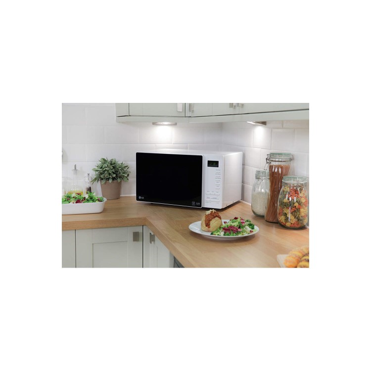 LG MS2354JAS 23 Litre 800 Watt Freestanding Microwave Oven White