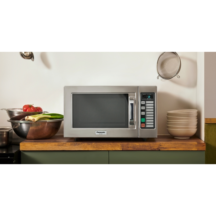 Panasonic NE-1037 Commercial Microwave – 1000W Programmable