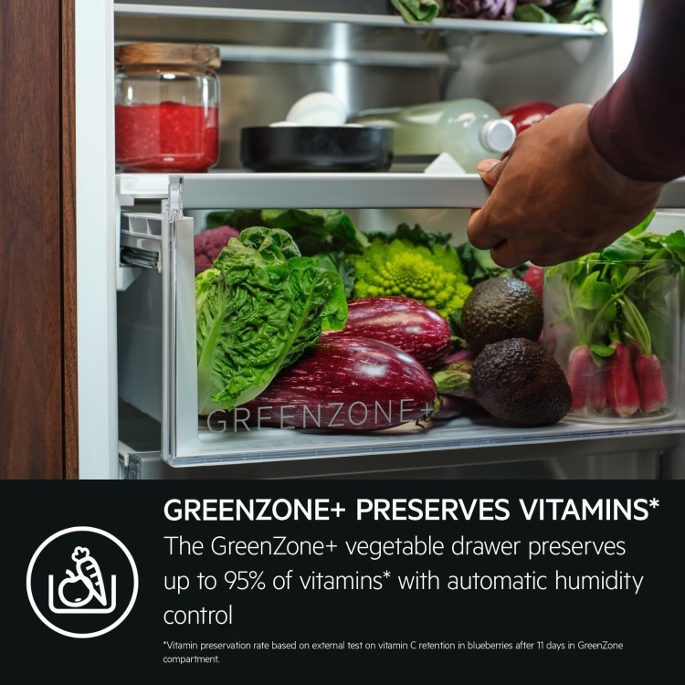AEG 7000 Series 244 Litre 70/30 Integrated Fridge Freezer