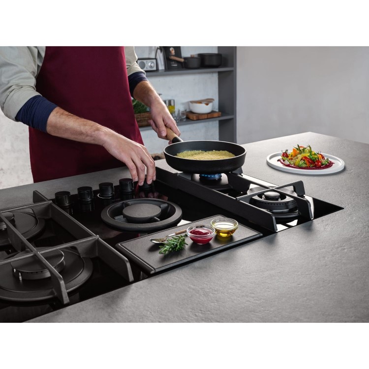 Elica NikolaTesla Flame 88cm Gas Venting Hob with Built-In Extractor Fan - Black