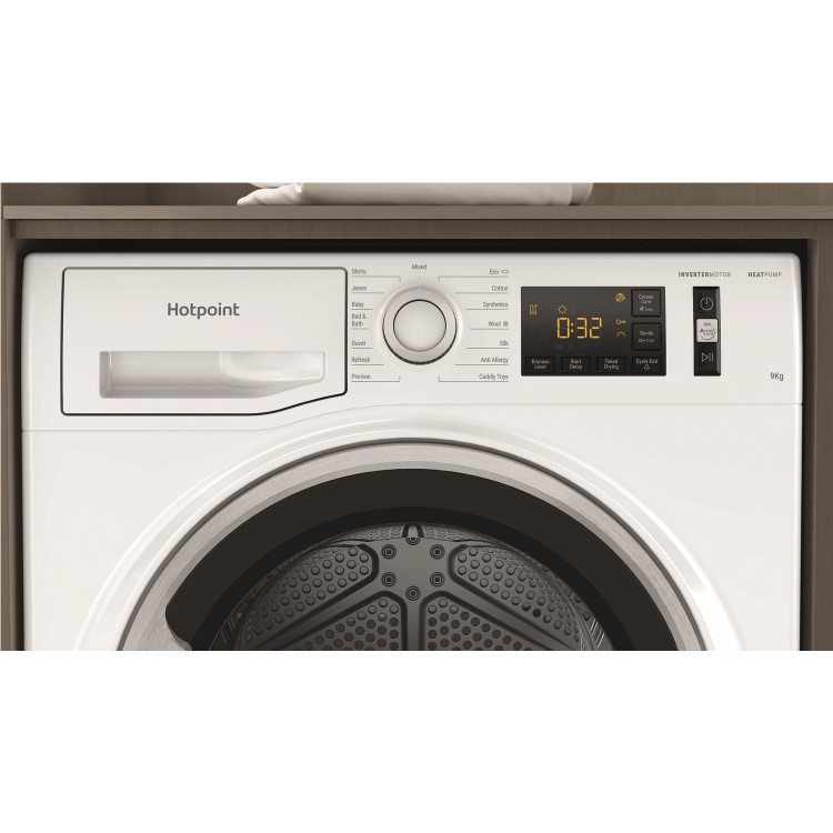 Refurbished Hotpoint NTM1192SK Freestanding Heat Pump 9KG Tumble Dyer White