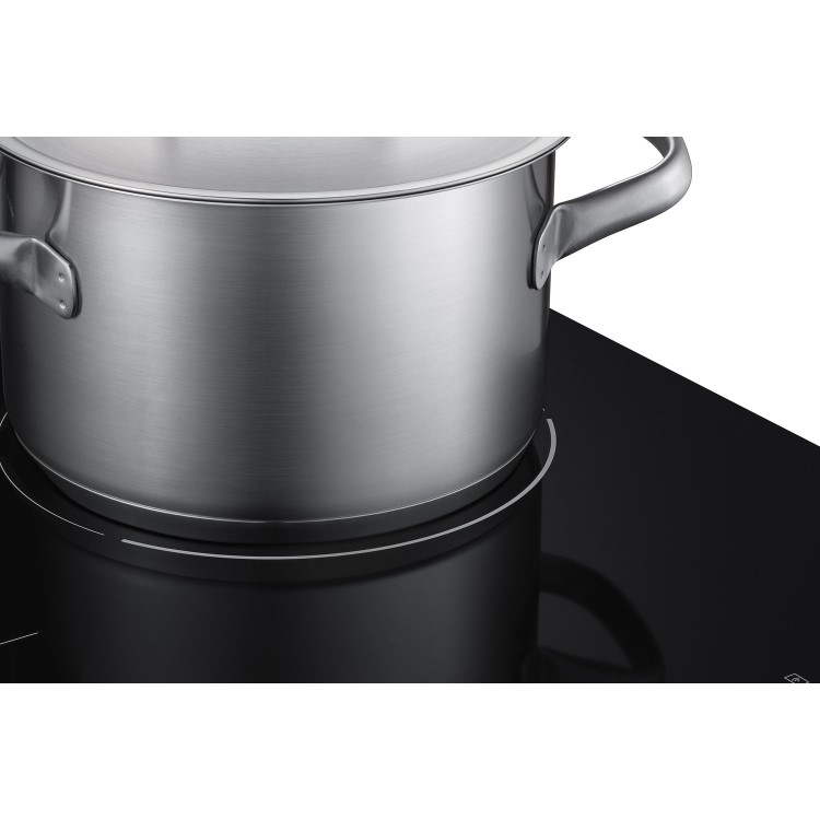 GRADE A1 - Samsung NZ64N7757GK 60cm Four Zone Induction Hob with Flex Zone Plus and Wi-Fi Connectivity